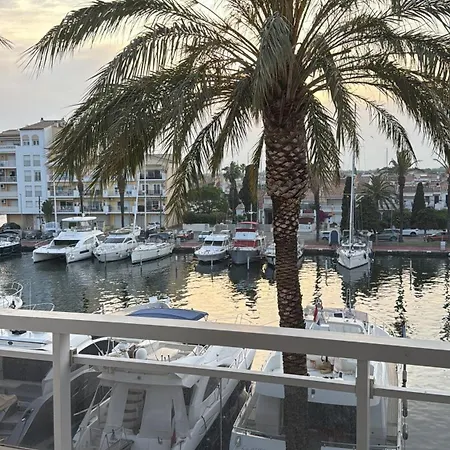 Apartment Exclusive With Canal Views